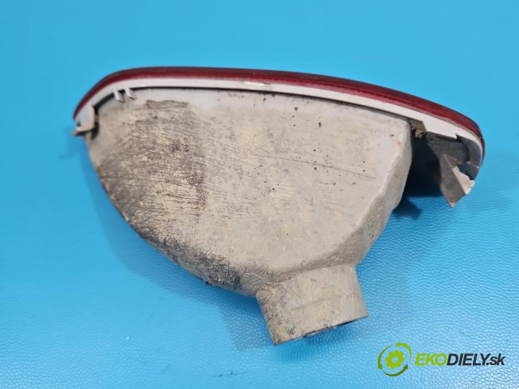 Fiat Freemont 2.0 jtd 170 HP automatic 125 kW 1956 cm3 5- svetlo / reflektor zadné pravé nárazník 57010716AB