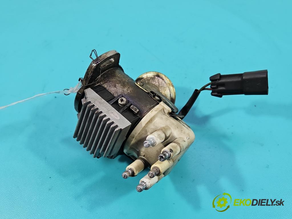 Fiat Uno 1.1 karburátor: 56 HP manual 41 kW 1100 cm3 5- rozdeľovač 829R11 (Rozdeľovač)