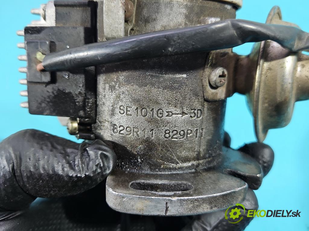 Fiat Uno 1.1 karburátor: 56 HP manual 41 kW 1100 cm3 5- rozdeľovač 829R11 (Rozdeľovač)