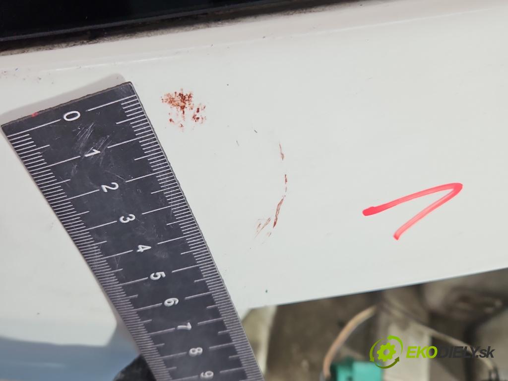 Fiat Freemont 2.0 jtd 170 hp automatic 125 kW 1956 cm3 5- zadní kufrové dveře  (Zadní kapota (kufr))