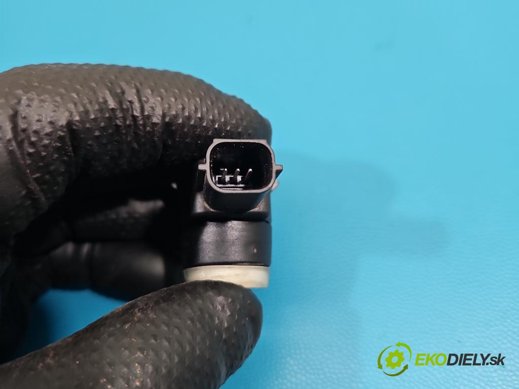 Fiat Freemont 2.0 jtd 170 HP automatic 125 kW 1956 cm3 5- snímač parkovaní: 0263013245