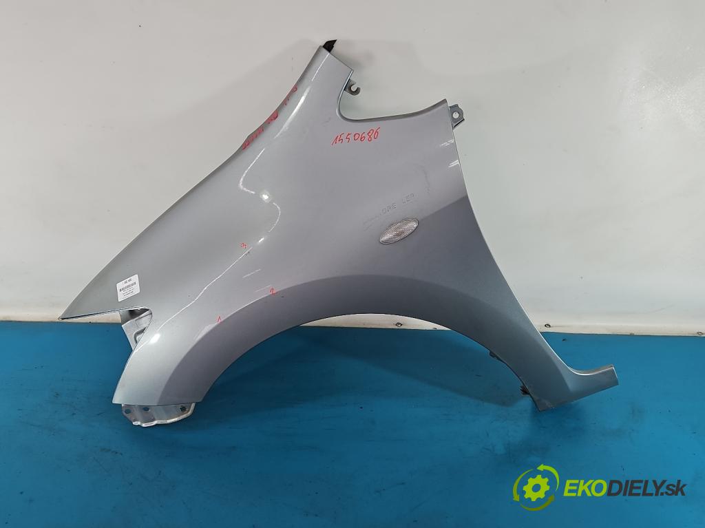 Toyota Auris I 2006-2013 2.0 D4D 126 hp manual 93 kW 1998 cm3 5- blatnik přední levý  (Levý přední blatník)