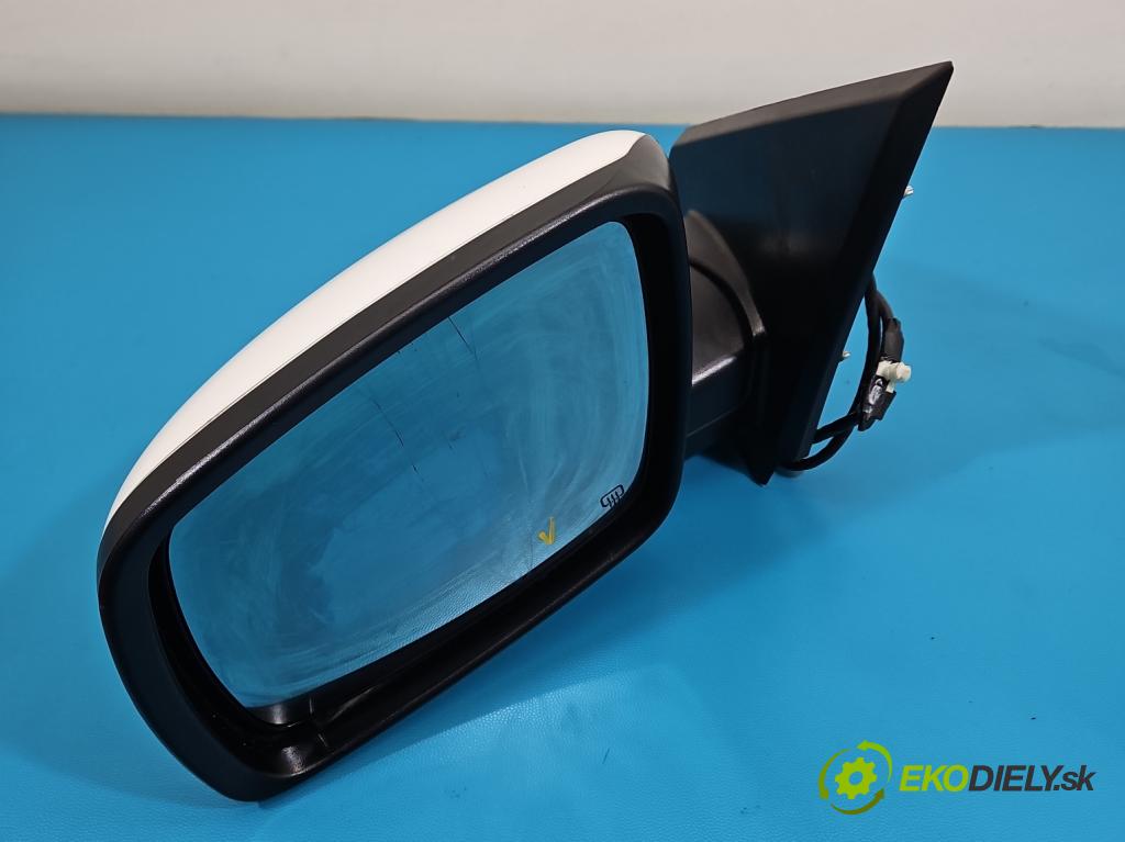 Fiat Freemont 2.0 jtd 170 HP automatic 125 kW 1956 cm3 5- zrkadlo ľavé  (Kľučka dverí ostatné)