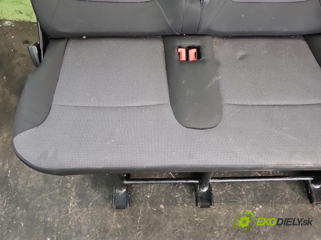 Renault Trafic III 2014 - 2.0 dci 150 HP manual 110 kW 1997 cm3 5- Sedačka zadné ľavý III