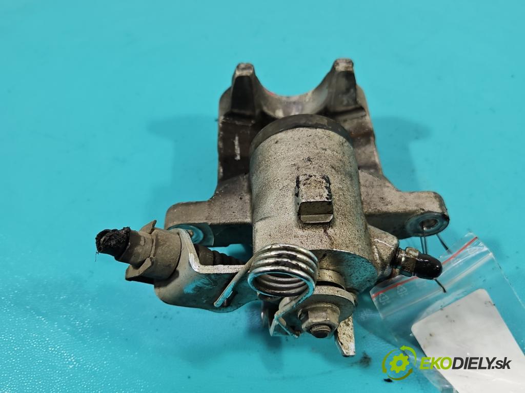 Vw Golf IV 1997-2003 1.9 tdi 110 HP manual 81 kW 1896 cm3 5- brzdič zadné pravý  (Kľučka dverí ostatné)