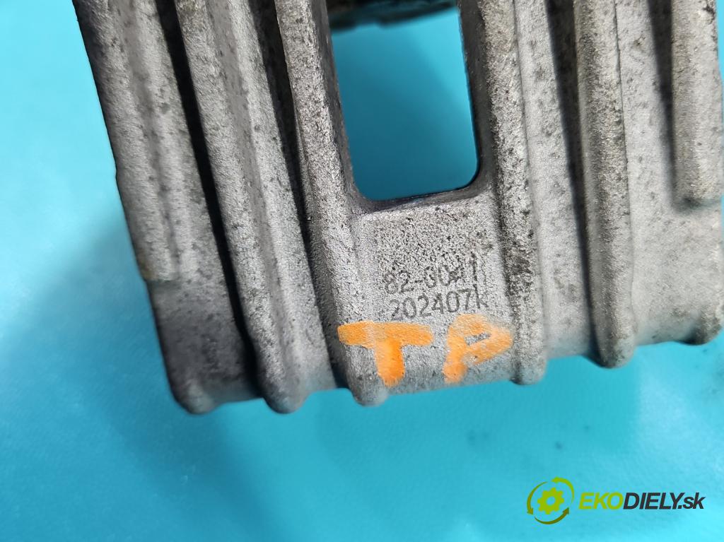 Vw Golf IV 1997-2003 1.9 tdi 110 HP manual 81 kW 1896 cm3 5- brzdič zadné pravý  (Kľučka dverí ostatné)