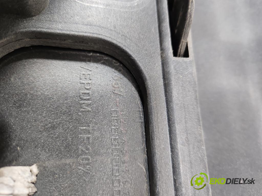 Mini One II 2006-2013 1.6 16V 120 hp manual 88 kW 1598 cm3 3- nárazník přední  (Klika dveří ostatní)