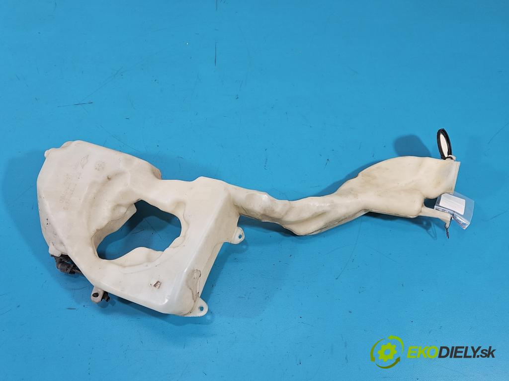 Mini One II 2006-2013 1.6 16V 120 hp manual 88 kW 1598 cm3 3- nádržka tekutina: ostřikovačů 71571295