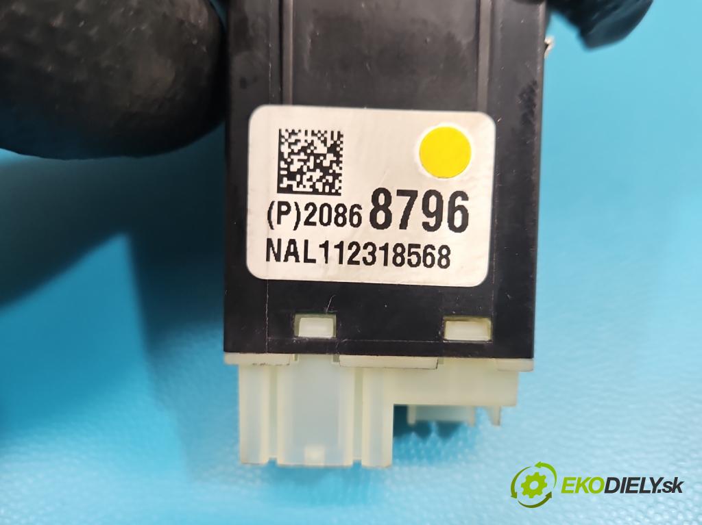 Opel Insignia A 2008-2017 2.0 cdti 131 HP manual 96 kW 1956 cm3 5- zásuvka USB 20868796