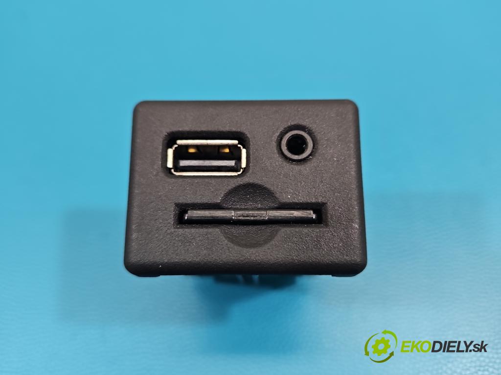 Opel Insignia A 2008-2017 2.0 cdti 131 HP manual 96 kW 1956 cm3 5- zásuvka USB 20868796