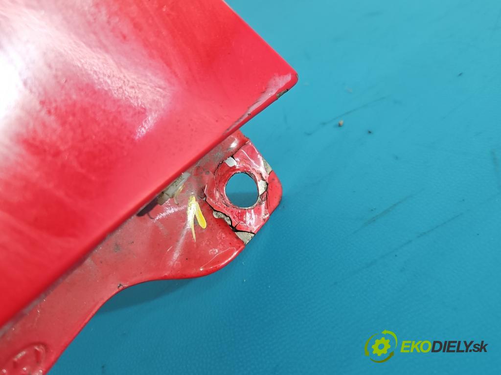 Hyundai I20 I 2008-2014 1.2 16V 78 HP manual 57.2 kW 1248 cm3 5- blatník predné pravý  (Kľučka dverí ostatné)