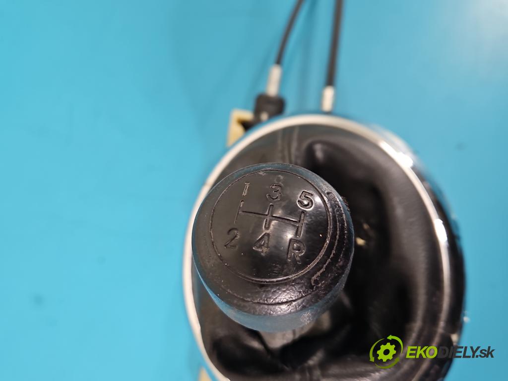 Hyundai I20 I 2008-2014 1.2 16V 78 HP manual 57.2 kW 1248 cm3 5- Páka: Změny: stupeň,rýchlosť 43700-0XXXX (Rýchlostná páka (kulisa))