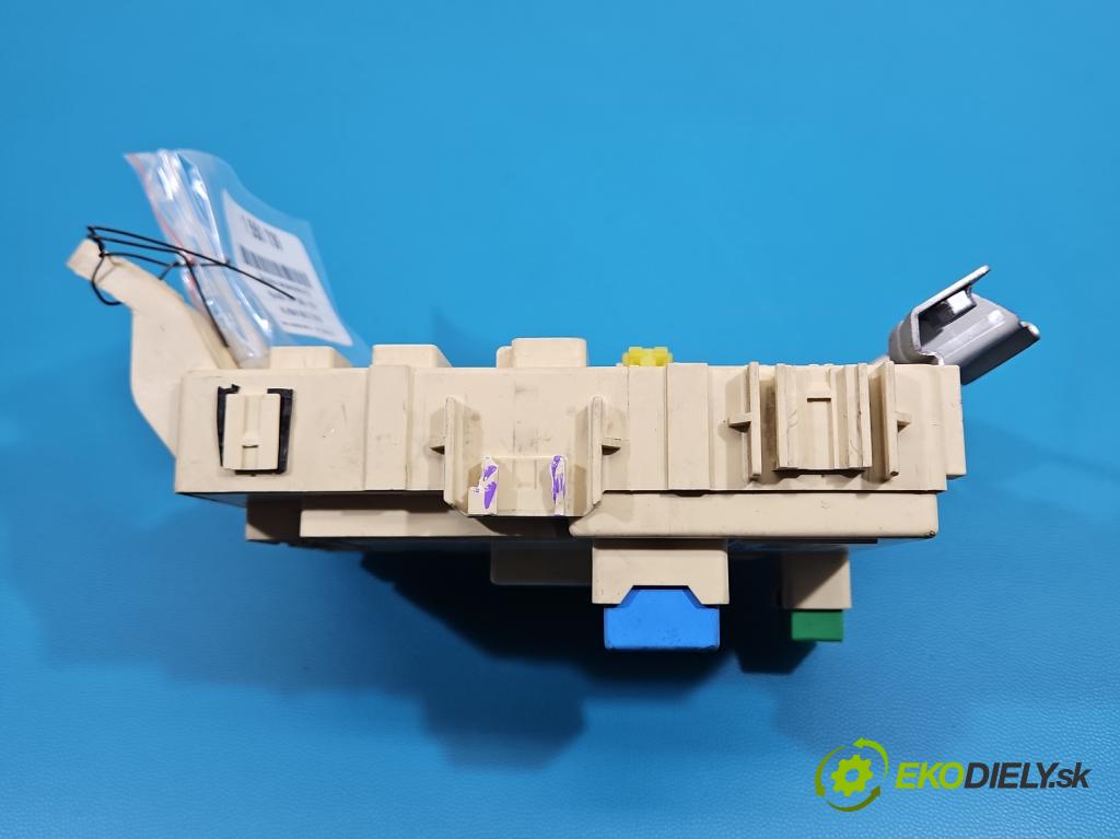 Hyundai I20 I 2008-2014 1.2 16V 78 hp manual 57.2 kW 1248 cm3 5- skříňka pojistková 91950-1J011 (Pojistková skříňka)