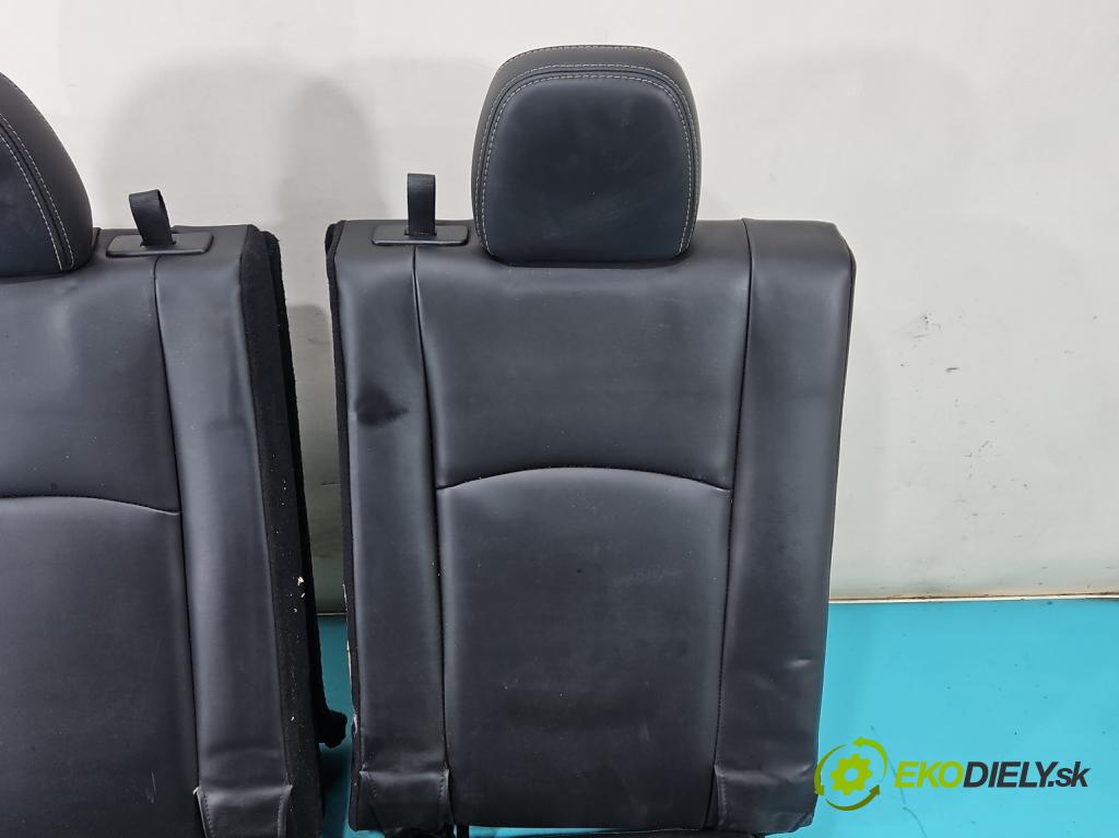 Fiat Freemont 2.0 jtd 170 HP automatic 125 kW 1956 cm3 5- Pohovka: zadné  (Sedadlo)