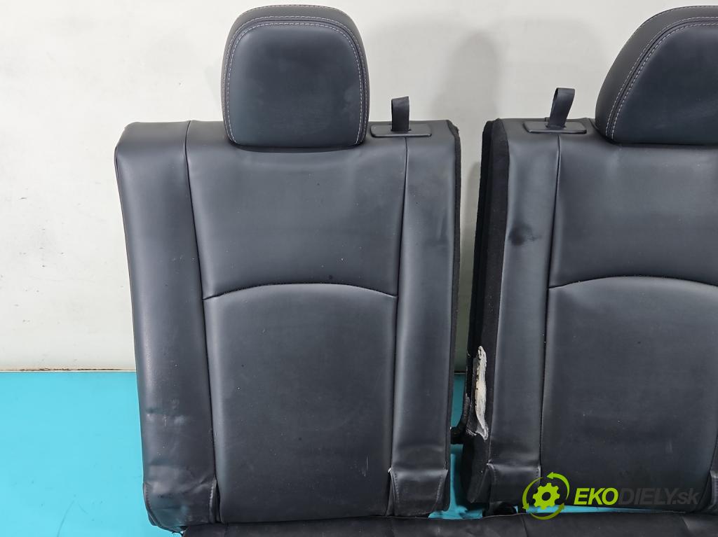 Fiat Freemont 2.0 jtd 170 HP automatic 125 kW 1956 cm3 5- Pohovka: zadné  (Sedadlo)