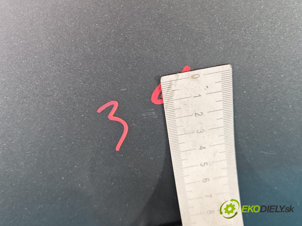 Opel Meriva B 2010-2017 1.3 cdti 75 hp manual 55 kW 1248 cm3 5- dveře přední pravé  (Klika dveří ostatní)