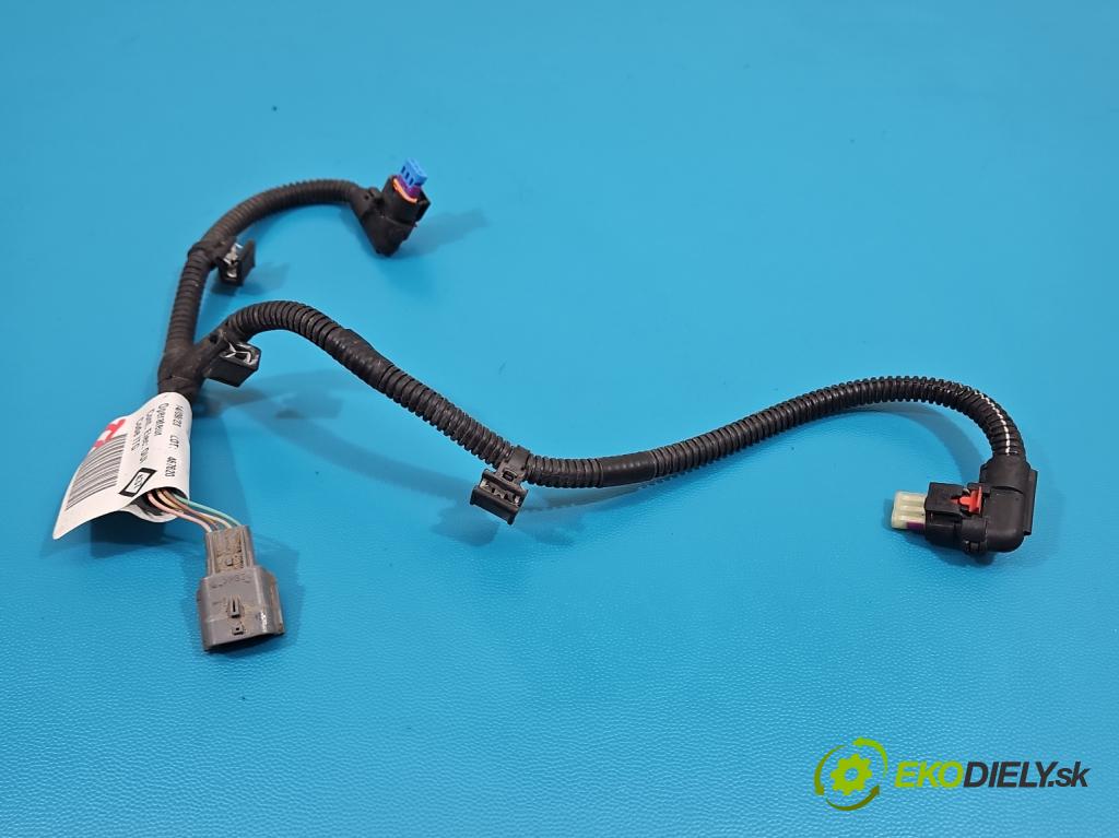 Renault Trafic III 2014 - 2.0 dci 150 hp manual 110 kW 1997 cm3 5- Balíček: nárazníku zadní 240157639R01