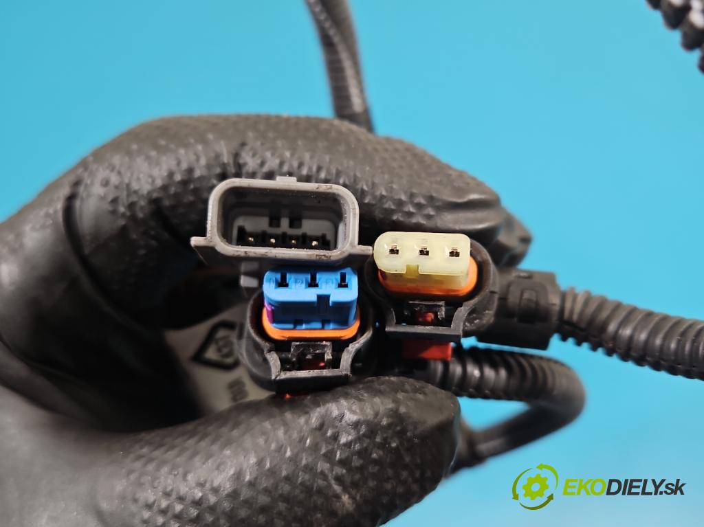 Renault Trafic III 2014 - 2.0 dci 150 hp manual 110 kW 1997 cm3 5- Balíček: nárazníku zadní 240157639R01