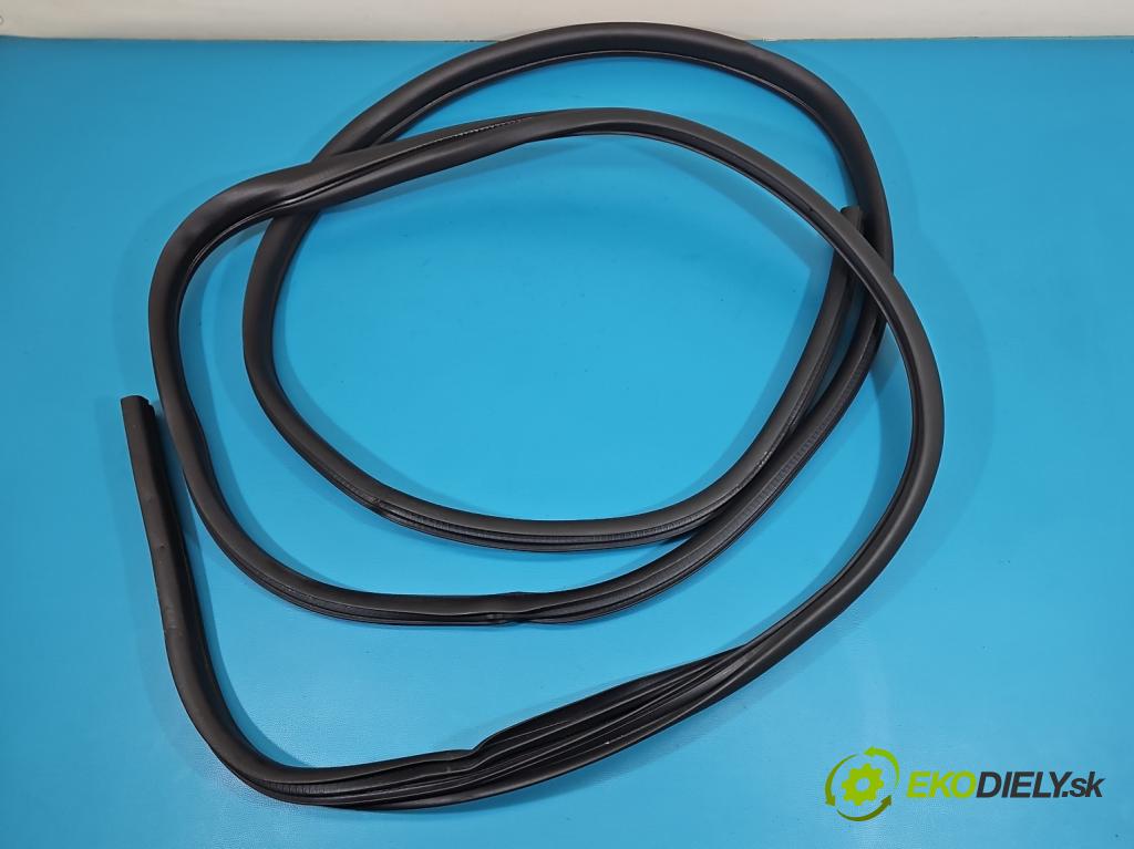 Renault Trafic III 2014 - 2.0 dci 150 hp manual 110 kW 1997 cm3 5- Těsnění: dveře přední pravé