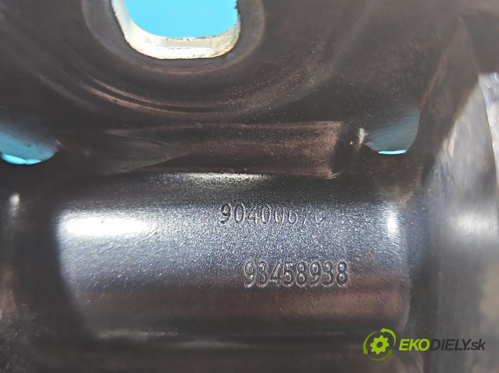 Renault Trafic III 2014 - 2.0 dci 150 hp manual 110 kW 1997 cm3 5- Závěs: dveře zadní pravý 904108626R