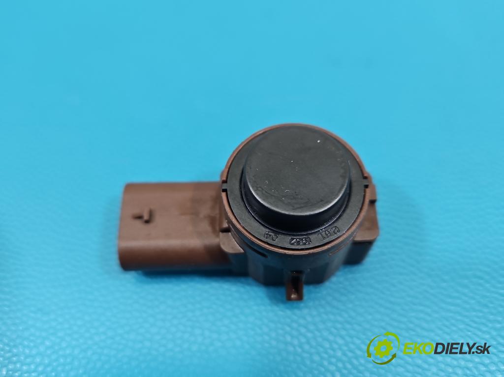 Renault Trafic III 2014 - 2.0 dci 150 HP manual 110 kW 1997 cm3 5- snímač parkovaní: 0218000153