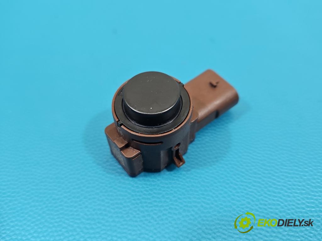 Renault Trafic III 2014 - 2.0 dci 150 HP manual 110 kW 1997 cm3 5- snímač parkovaní: 0218000153