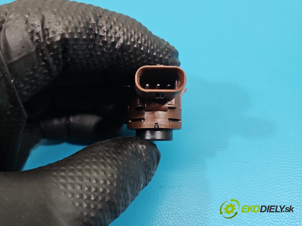 Renault Trafic III 2014 - 2.0 dci 150 HP manual 110 kW 1997 cm3 5- snímač parkovaní: 0218000153