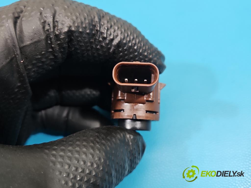 Renault Trafic III 2014 - 2.0 dci 150 HP manual 110 kW 1997 cm3 5- snímač parkovaní: 0218000153