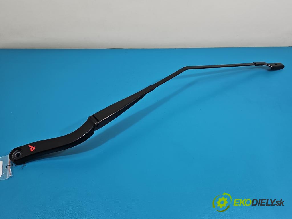 Renault Trafic III 2014 - 2.0 dci 150 hp manual 110 kW 1997 cm3 5- rameno stěrače pravé 97036203