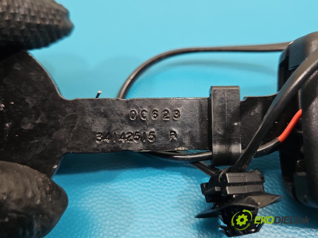 Renault Trafic III 2014 - 2.0 dci 150 HP manual 110 kW 1997 cm3 5- pas bezpečnosť: predné ľavý 878161439R