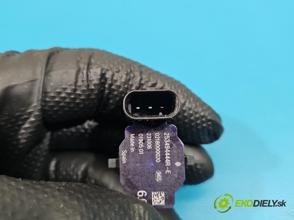 Renault Trafic III 2014 - 2.0 dci 150 HP manual 110 kW 1997 cm3 5- snímač parkovaní: 0218000020