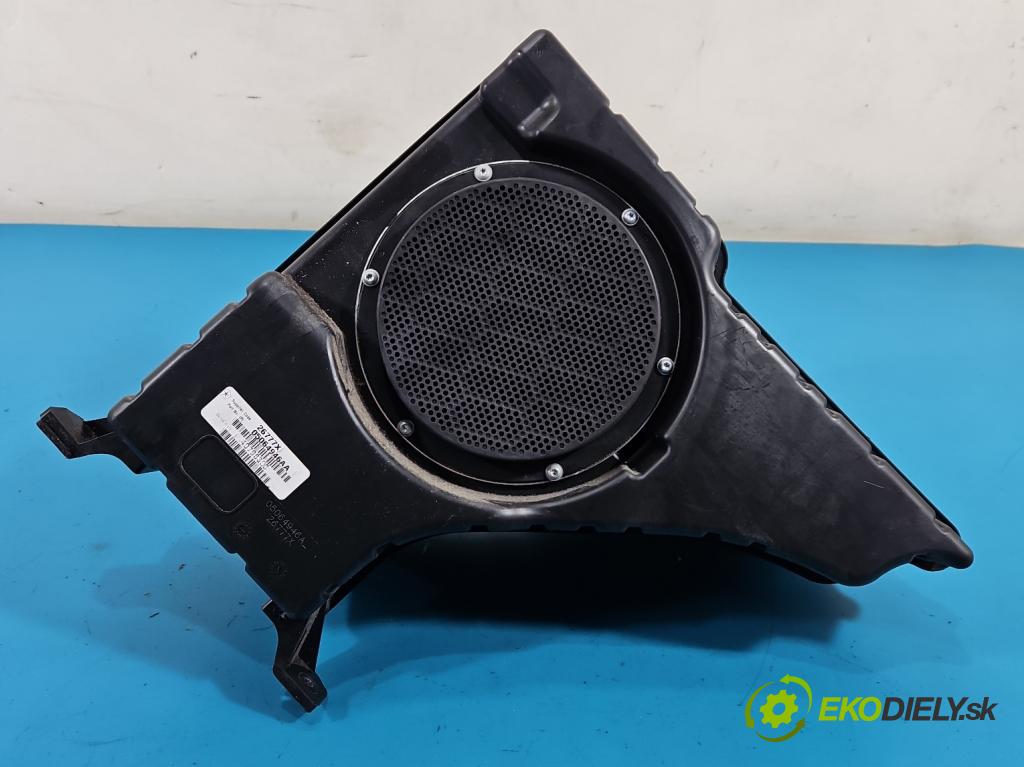 Fiat Freemont 2.0 jtd 170 HP automatic 125 kW 1956 cm3 5- Subwoofer: 05064946A (Audio zariadenie)
