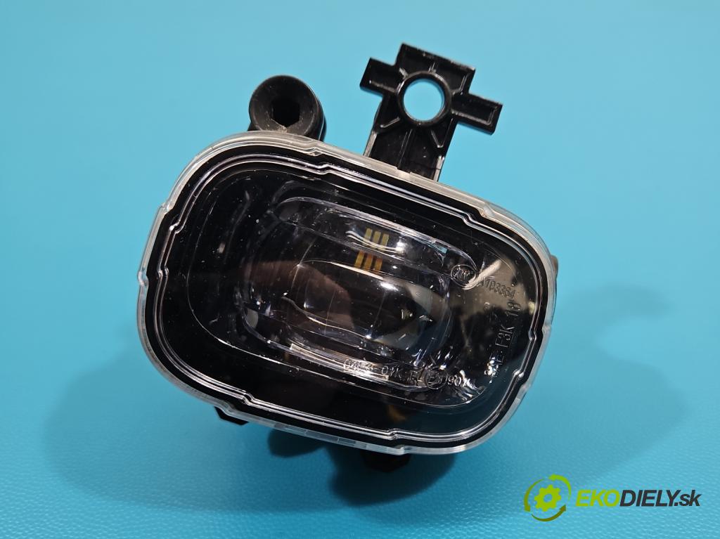 Renault Trafic III 2014 - 2.0 dci 150 HP manual 110 kW 1997 cm3 5- Halogen ľavý 261550862R (Kľučka dverí ostatné)