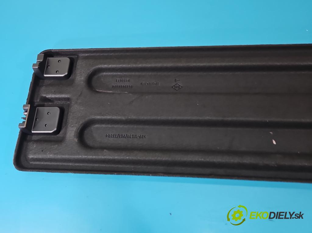 Renault Trafic III 2014 - 2.0 dci 150 HP manual 110 kW 1997 cm3 5- zadná 969501489R (Pláto kufra)