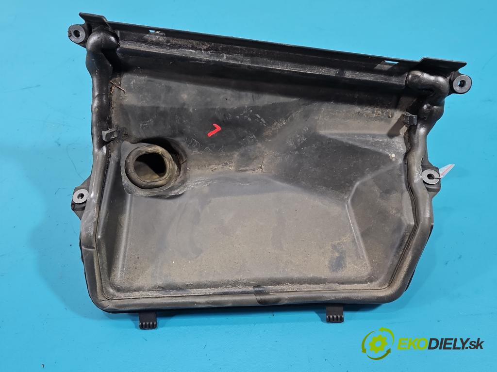 Renault Trafic III 2014 - 2.0 dci 150 HP manual 110 kW 1997 cm3 5- torpédo 668416578R (Torpédo (plast pod čelným sklom))