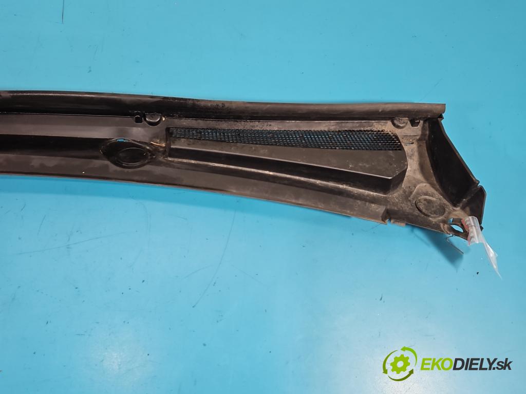 Renault Trafic III 2014 - 2.0 dci 150 HP manual 110 kW 1997 cm3 5- torpédo 668114420R (Torpédo (plast pod čelným sklom))