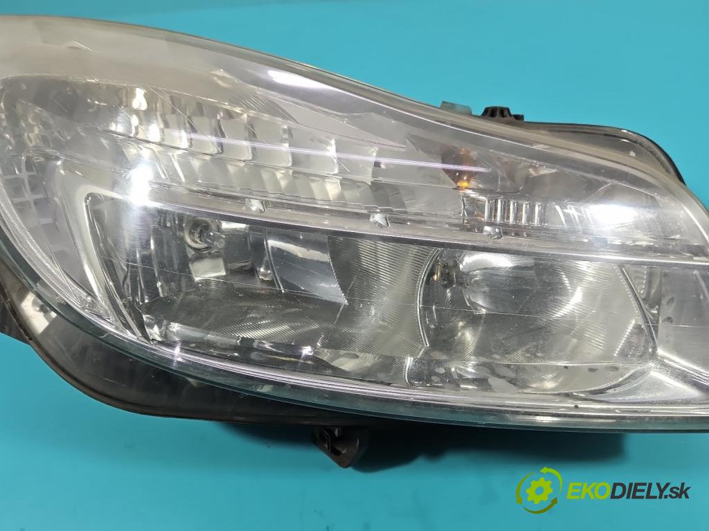 Opel Insignia A 2008-2017 2.0 cdti 131 hp manual 96 kW 1956 cm3 5- světlo pravý 22831927 (Pravé přední světlo)