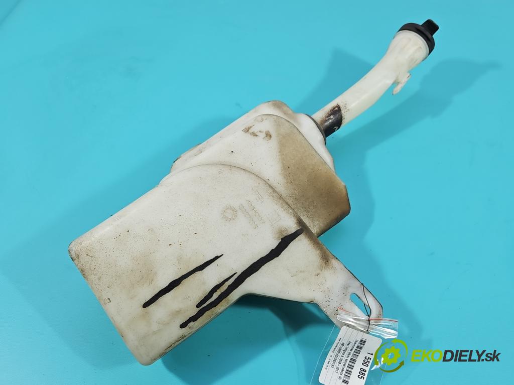 Opel Insignia A 2008-2017 2.0 cdti 131 hp manual 96 kW 1956 cm3 5- nádržka tekutina: ostřikovačů 13315611