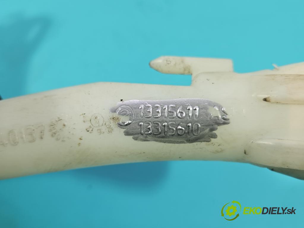 Opel Insignia A 2008-2017 2.0 cdti 131 hp manual 96 kW 1956 cm3 5- nádržka tekutina: ostřikovačů 13315611