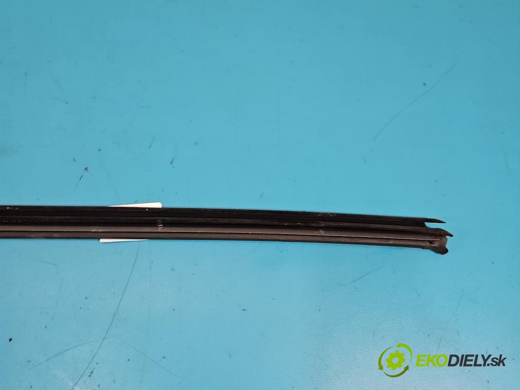 Skoda Superb III 2015-2024 2.0 tdi 150 hp automatic 110 kW 1968 cm3 5- Těsnění: dveře přední pravé 3V0837479