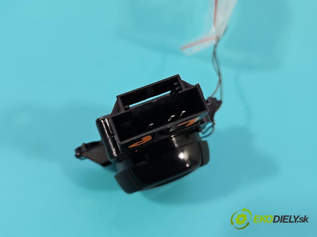 Skoda Superb III 2015-2024 2.0 tdi 150 HP automatic 110 kW 1968 cm3 5- prepínač ostatné 5G0959777A