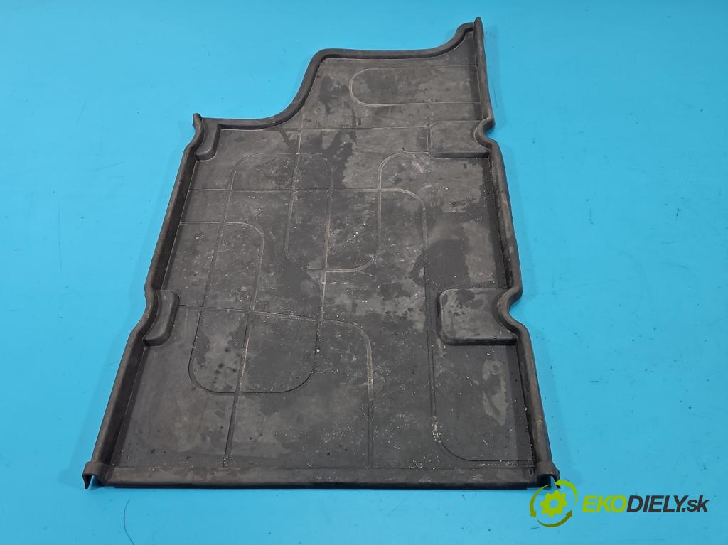 Renault Trafic III 2014 - 2.0 dci 150 HP manual 110 kW 1997 cm3 5- Koberce: