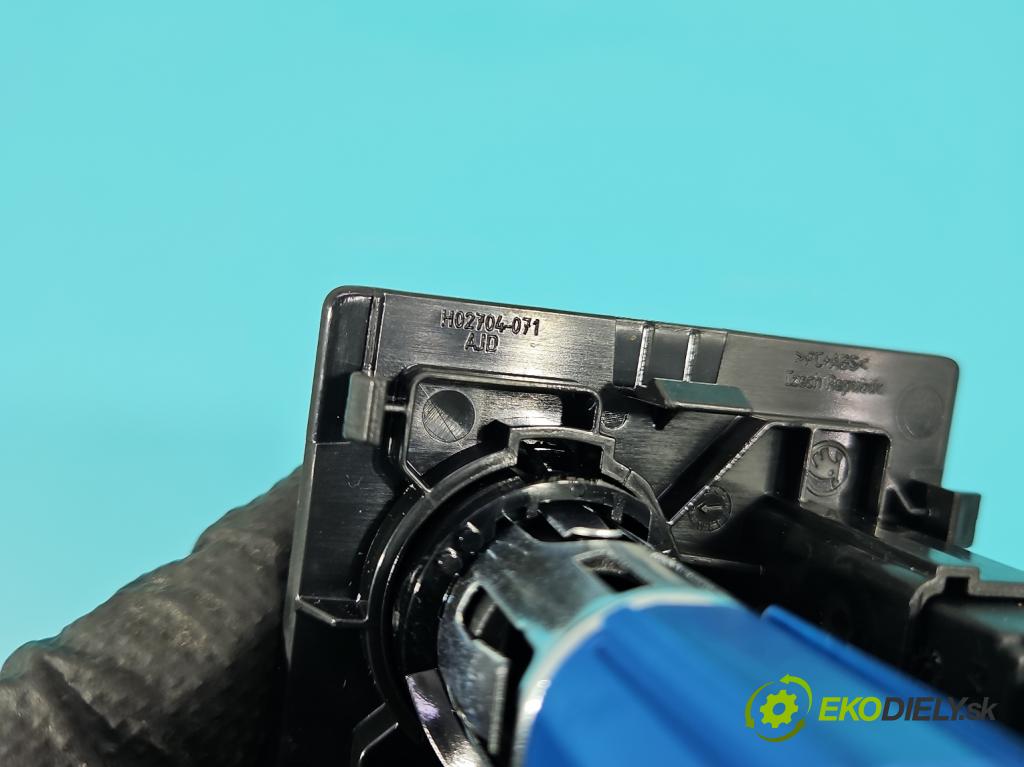 Skoda Superb III 2015-2024 2.0 tdi 150 hp automatic 110 kW 1968 cm3 5- zásuvka USB