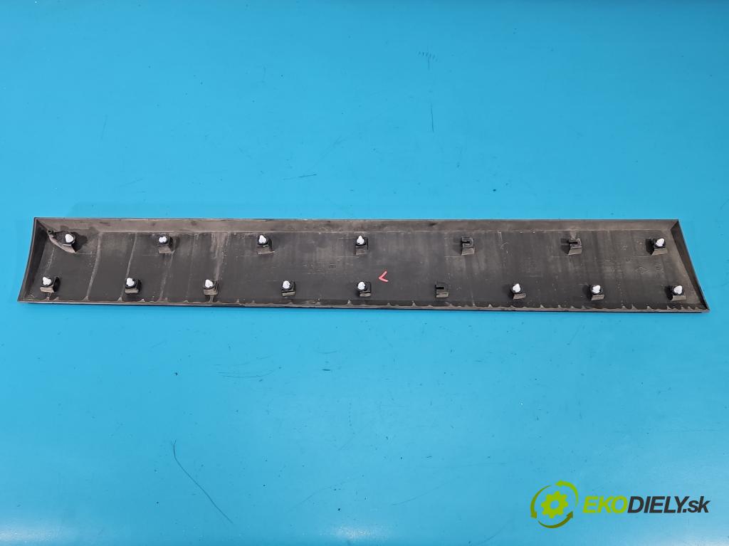 Renault Trafic III 2014 - 2.0 dci 150 hp manual 110 kW 1997 cm3 5- lišta blatník: zadní levé 93867912