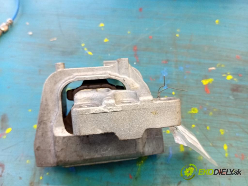 Skoda Superb III 2015-2024 2.0 tdi 150 hp automatic 110 kW 1968 cm3 5- Polštář: motoru 5WA199262H (Držák motoru)