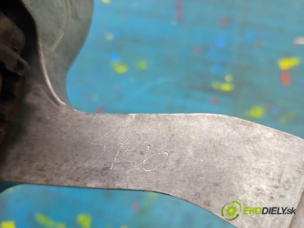 Skoda Superb III 2015-2024 2.0 tdi 150 hp automatic 110 kW 1968 cm3 5- Polštář: motoru 5WA199262H (Držák motoru)