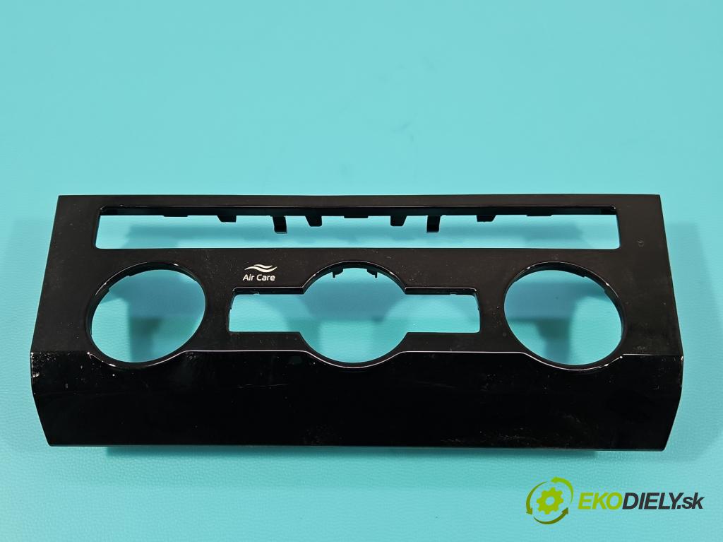 Skoda Superb III 2015-2024 2.0 tdi 150 HP automatic 110 kW 1968 cm3 5- lišta ozdobná vnitŕní: 3V0820075B