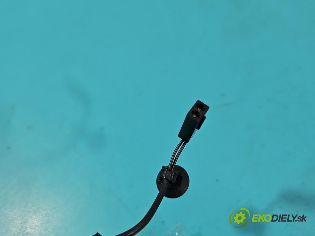 Skoda Superb III 2015-2024 2.0 tdi 150 HP automatic 110 kW 1968 cm3 5- pas bezpečnosť: predné ľavý 3V0857755A