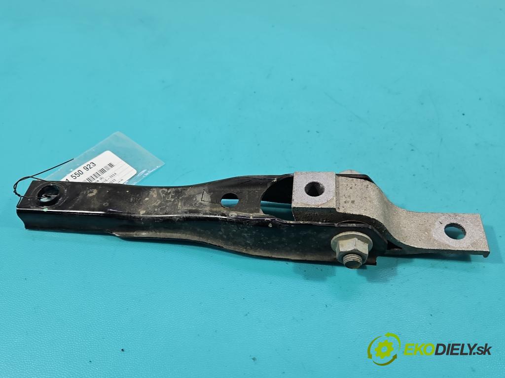 Skoda Superb III 2015-2024 2.0 tdi 150 HP automatic 110 kW 1968 cm3 5- Upevnenie: 5Q0199855AJ