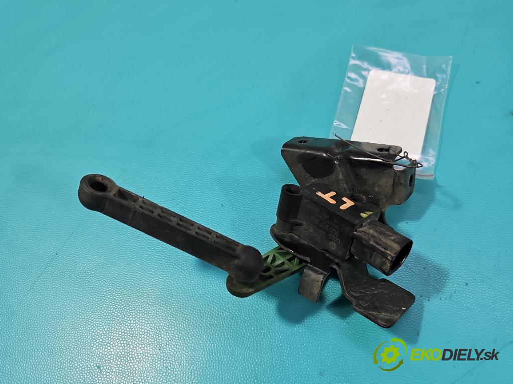 Skoda Superb III 2015-2024 2.0 tdi 150 HP automatic 110 kW 1968 cm3 5- snímač nastavenia xenon 5Q0907503 (Snímač)